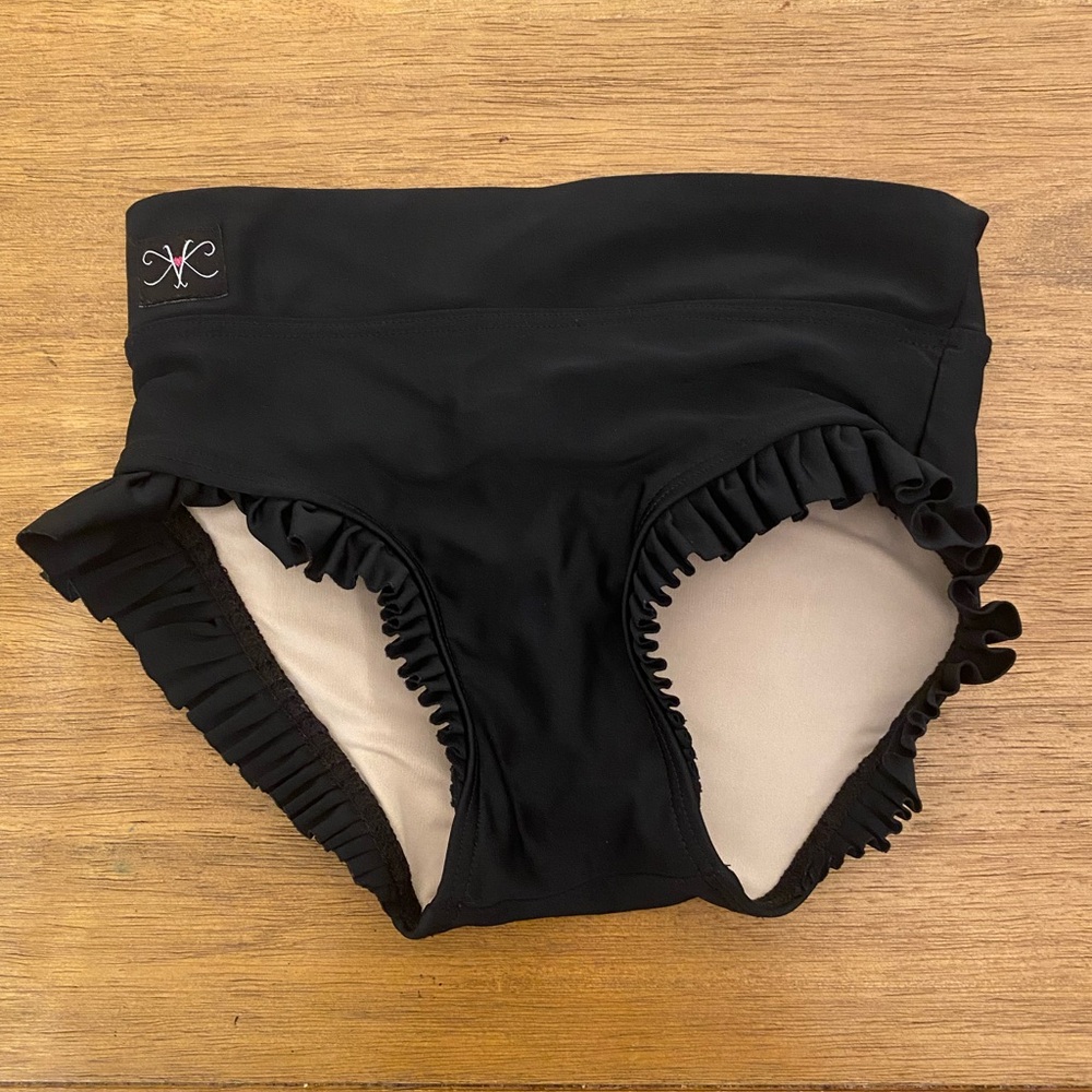 Kandi Kouture ruffle bottoms dancewear size cm 5/6
